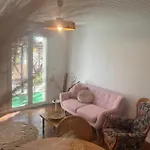 아파트 Rez De Avec Jardinet Proche De La